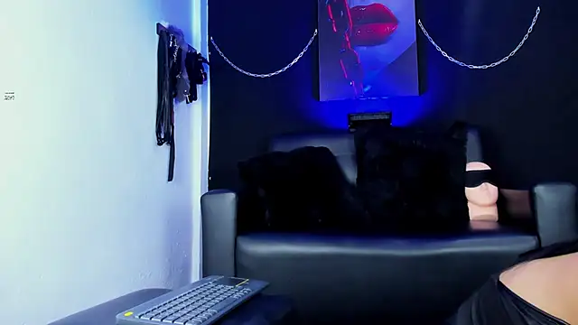 ThaleiaStone online show from 11-14-25, 02:21