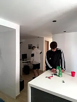 Snapshot of Miguel_bigcock chatting on 01-11-26, 09:09 Miguel bigcock online show from 01-11-26, 09:09