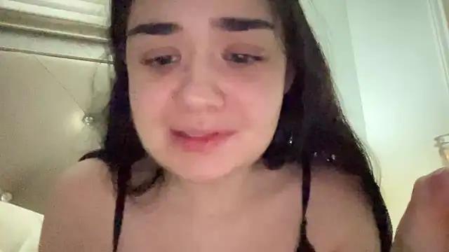 Lolabunny23 online show from 06-02-26, 09:55