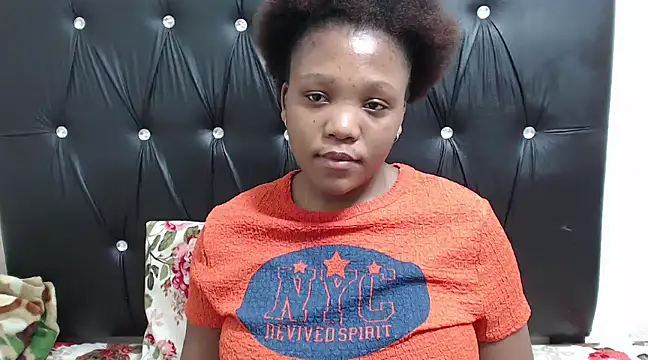 Beyoncex05 online show from 03-11-25, 08:31