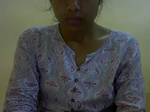 Snapshot of mayra89 chatting on 03-07-26, 04:04 mayra89 online show from 03-07-26, 04:04