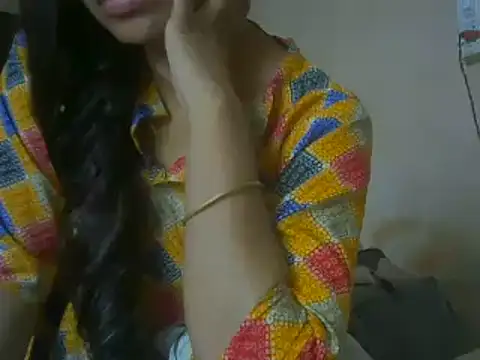 Snapshot of mayra89 chatting on 06-25-26, 06:07 mayra89 online show from 06-25-26, 06:07