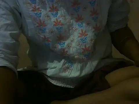 Snapshot of mayra89 chatting on 07-30-26, 04:28 mayra89 online show from 07-30-26, 04:28