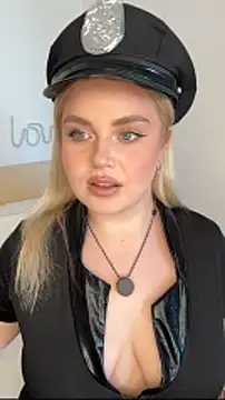 Snapshot of April_Vancee chatting on 04-14-26, 10:54 April Vancee online show from 04-14-26, 10:54