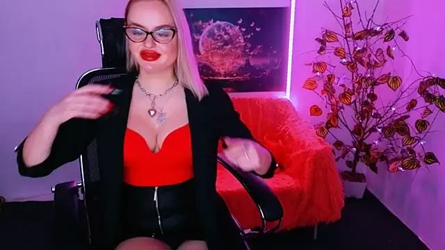 Miss Alice Silver online show from 11-26-25, 04:52