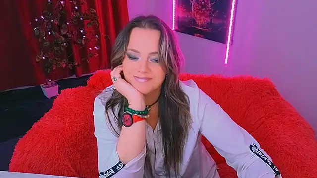 Snapshot of AnielaFox chatting on 04-12-26, 07:35 AnielaFox online show from 04-12-26, 07:35