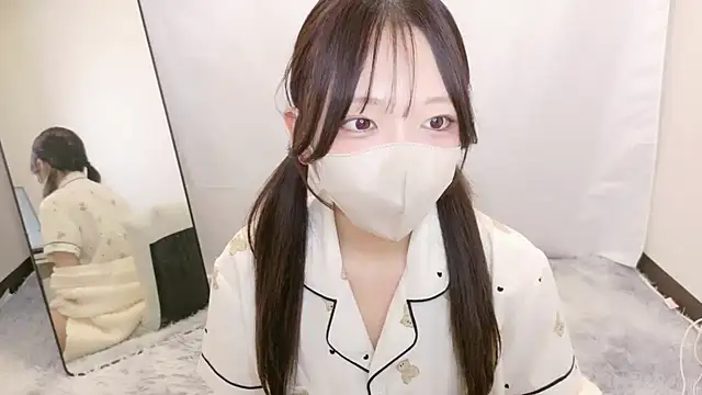 mami-pokoch online show from 10-21-25, 01:56