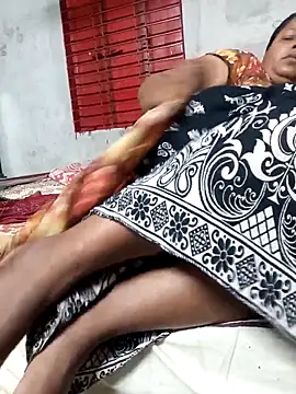 Pakhi Couple 69 online show from 05-10-26, 02:44
