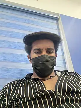 Snapshot of stranger__king786 chatting on 03-11-25, 02:32 stranger king786 online show from 03-11-25, 02:32