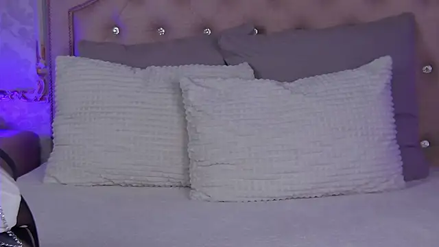 HeatherSweet  online show from 05-09-26, 05:40