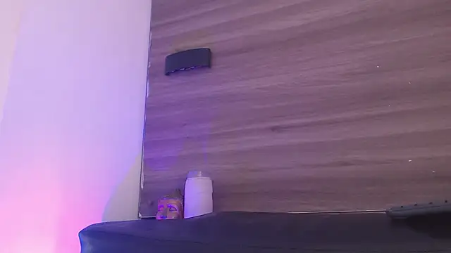 Snapshot of SashaNova chatting on 03-20-26, 05:45 SashaNova online show from 03-20-26, 05:45