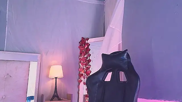 Snapshot of Emily_Castillo_1 chatting on 03-02-26, 07:15 Emily Castillo 1 online show from 03-02-26, 07:15