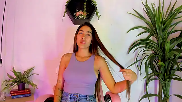 Snapshot of Mia_Montess chatting on 03-03-25, 12:58 Mia Montess online show from 03-03-25, 12:58