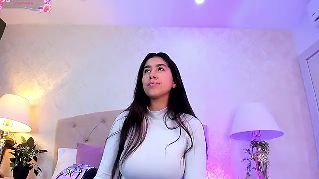 Mia Montess online show from 05-27-26, 12:46