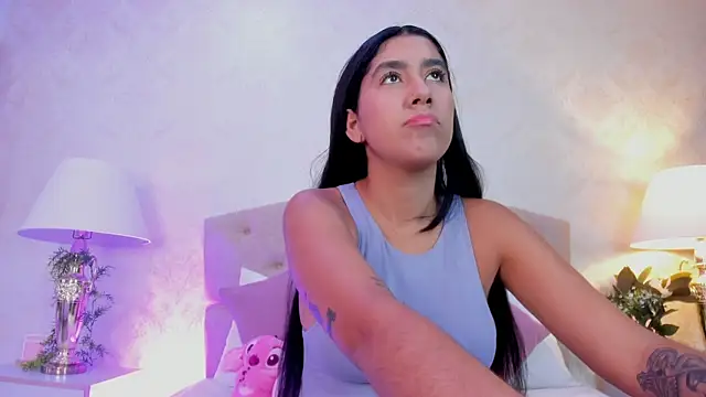 Mia Montess online show from 06-30-26, 12:39