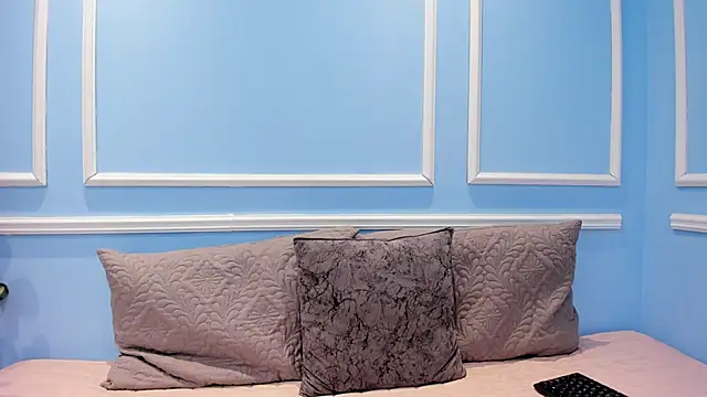 Lucy Canel online show from 11-03-25, 03:13