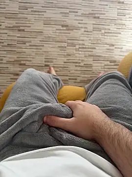 Snapshot of ategurl192 chatting on 04-01-26, 06:25 ategurl192 online show from 04-01-26, 06:25