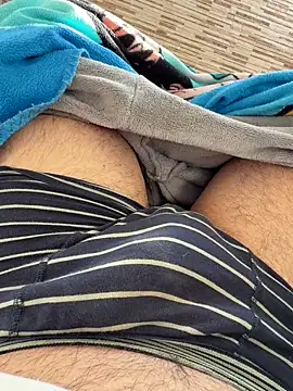 Snapshot of ategurl192 chatting on 04-04-26, 06:11 ategurl192 online show from 04-04-26, 06:11