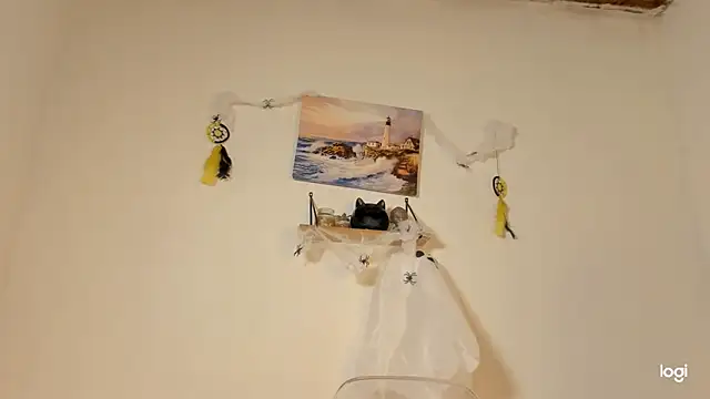 Aprillebony online show from 10-14-25, 10:43