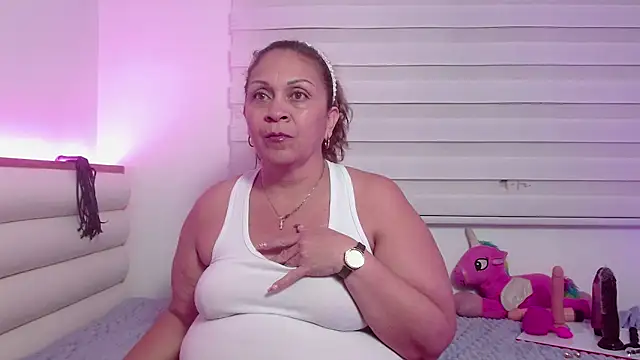 Snapshot of scarlettbooty chatting on 03-26-26, 09:04 scarlettbooty online show from 03-26-26, 09:04