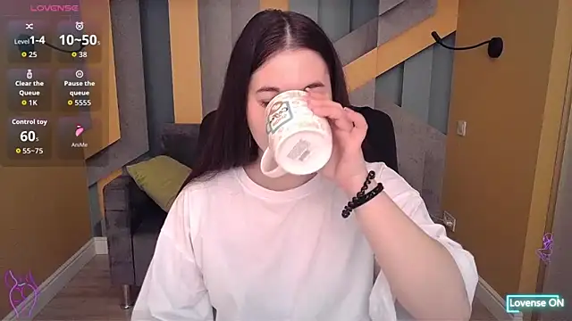 ElinaMils online show from 05-19-26, 05:58