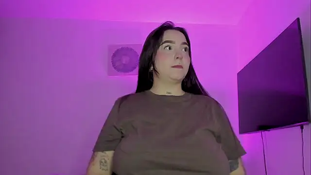 Celestte online show from 06-19-26, 04:28