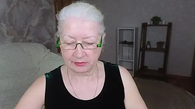 Maya Mayflower online show from 03-20-25, 03:25