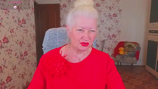 Maya Mayflower online show from 06-12-26, 03:49