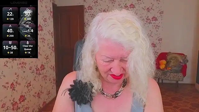 Maya Mayflower online show from 06-13-26, 03:37
