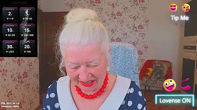 Maya Mayflower online show from 06-18-26, 03:29