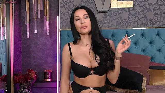 Snapshot of Vanessao1 chatting on 04-07-26, 07:20 Vanessao1 online show from 04-07-26, 07:20