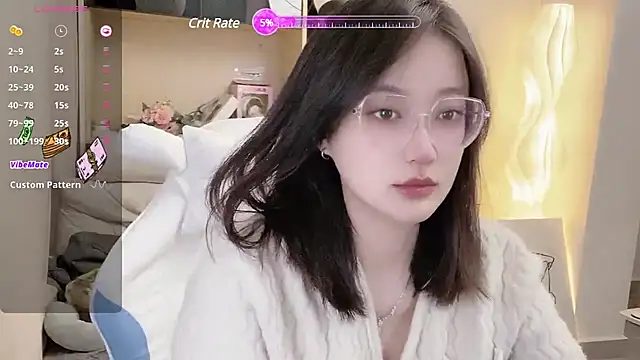 Snapshot of Foutunestar chatting on 03-15-25, 02:01 Foutunestar online show from 03-15-25, 02:01