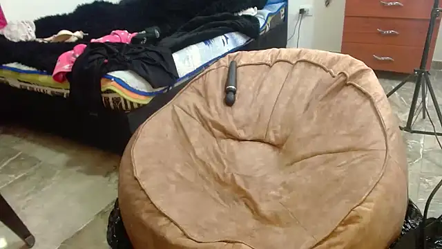 KratosAfroditacs online show from 09-27-25, 03:55