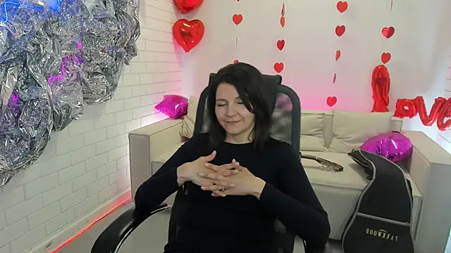 NicoleHitman online show from 03-13-25, 08:37