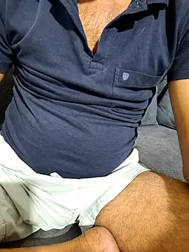 Decant Ruhi143 online show from 10-08-25, 03:04