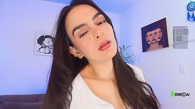 Abigail cruz online show from 12-15-25, 07:29