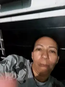 Snapshot of Antonela45 chatting on 03-05-25, 01:42 Antonela45 online show from 03-05-25, 01:42