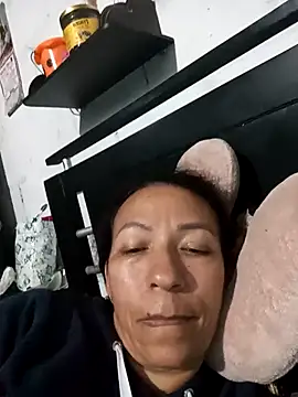 Snapshot of Antonela45 chatting on 03-06-25, 12:43 Antonela45 online show from 03-06-25, 12:43