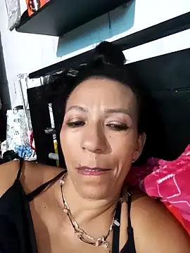 Snapshot of Antonela45 chatting on 03-16-25, 01:17 Antonela45 online show from 03-16-25, 01:17