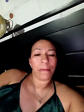 Snapshot of Antonela45 chatting on 09-21-25, 11:06 Antonela45 online show from 09-21-25, 11:06