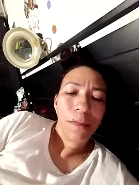 Snapshot of Antonela45 chatting on 09-23-25, 12:35 Antonela45 online show from 09-23-25, 12:35