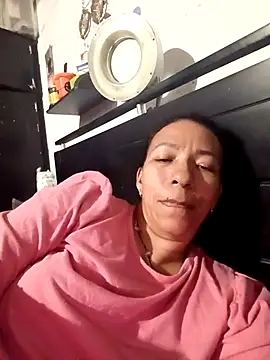 Snapshot of Antonela45 chatting on 10-13-25, 11:16 Antonela45 online show from 10-13-25, 11:16