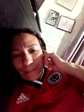 Snapshot of Antonela45 chatting on 10-15-25, 12:00 Antonela45 online show from 10-15-25, 12:00