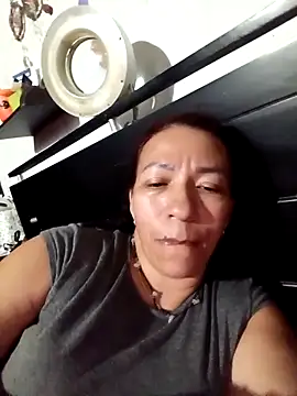 Snapshot of Antonela45 chatting on 10-29-25, 01:52 Antonela45 online show from 10-29-25, 01:52