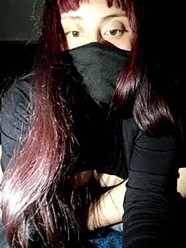 Snapshot of Sxx210 chatting on 03-12-25, 05:57 Sxx210 online show from 03-12-25, 05:57