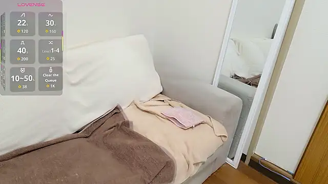 pppYukaqqq online show from 10-18-25, 09:54