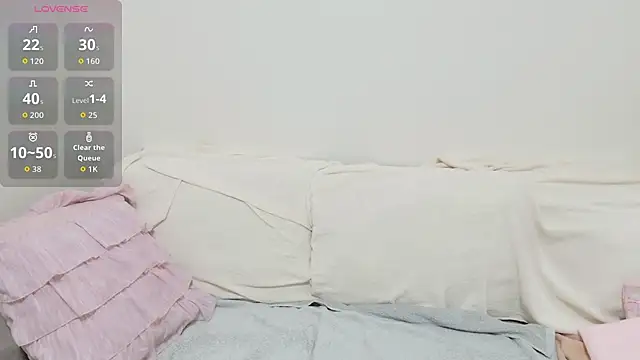 pppYukaqqq online show from 05-03-26, 12:11