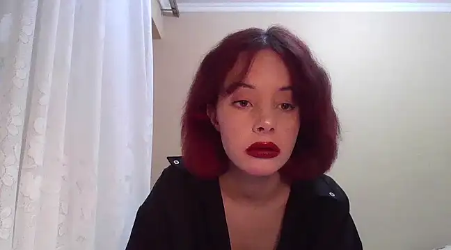  Amber Doll  online show from 03-09-25, 04:00