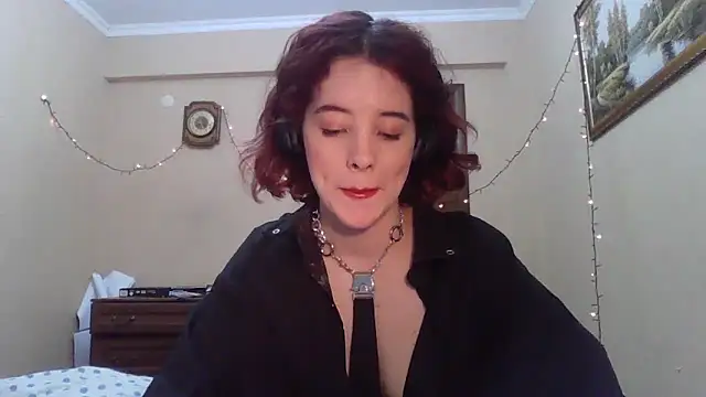  Amber Doll  online show from 03-17-25, 12:30