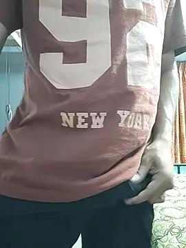 Snapshot of RightFielder chatting on 07-11-26, 05:37 RightFielder online show from 07-11-26, 05:37